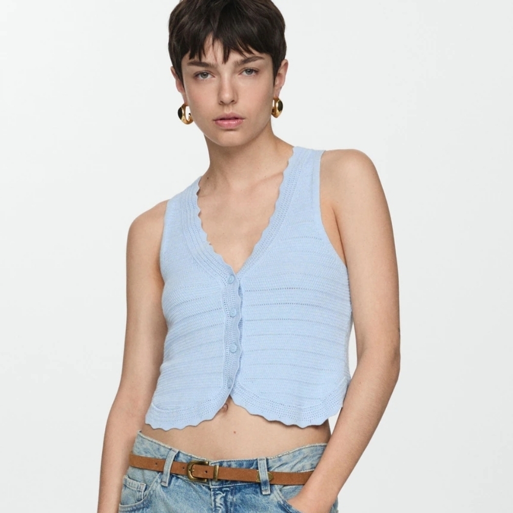 Mango Knitted vest with openwork details